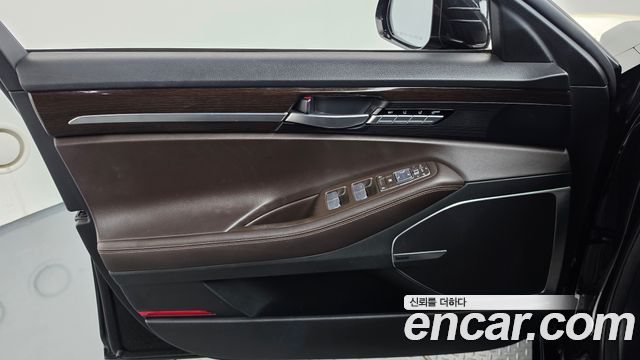 Genesis EQ900 2018 — photo 14