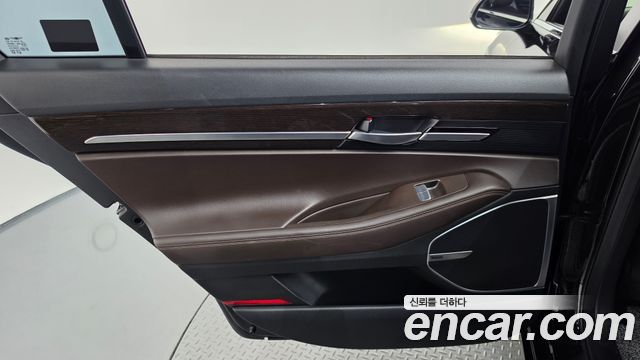 Genesis EQ900 2018 — photo 15