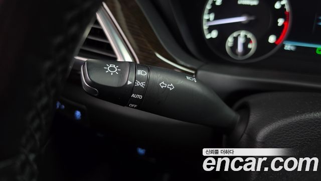 Genesis EQ900 2018 — photo 29