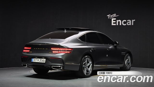 Genesis G80 2023 — photo 2