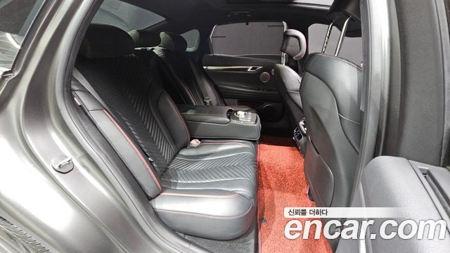 Genesis G80 2023 — photo 11