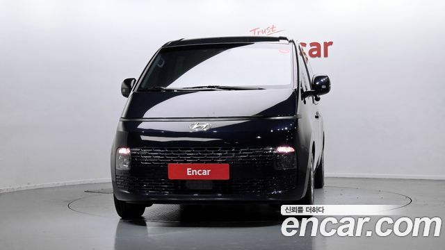 Hyundai Staria 2024 — photo 3