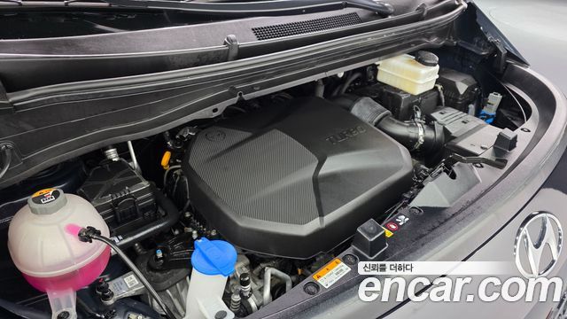 Hyundai Staria 2024 — photo 6