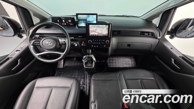 Hyundai Staria 2024 — photo 7