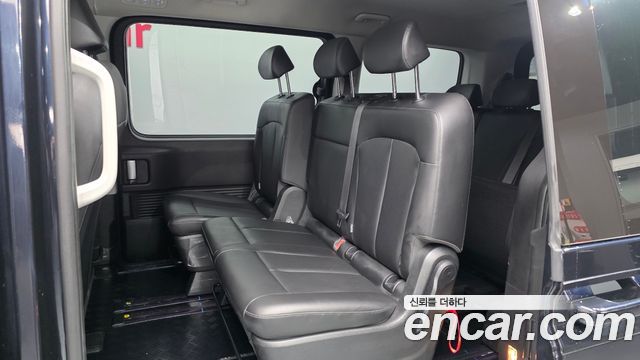 Hyundai Staria 2024 — photo 12