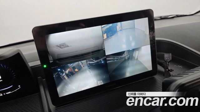 Hyundai Staria 2024 — photo 17