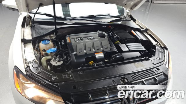 Volkswagen Passat 2014 — photo 6