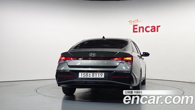 Hyundai AVANTE 2024 — photo 4