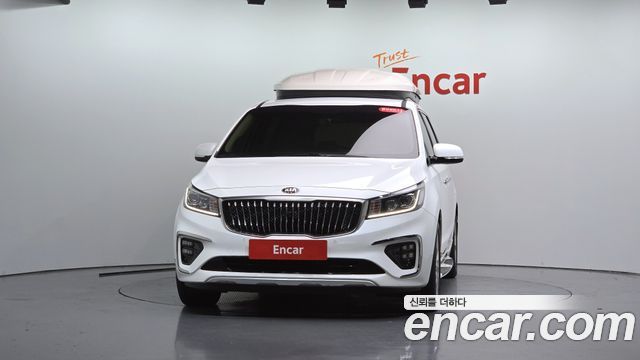 Kia Canival 2020 — photo 3