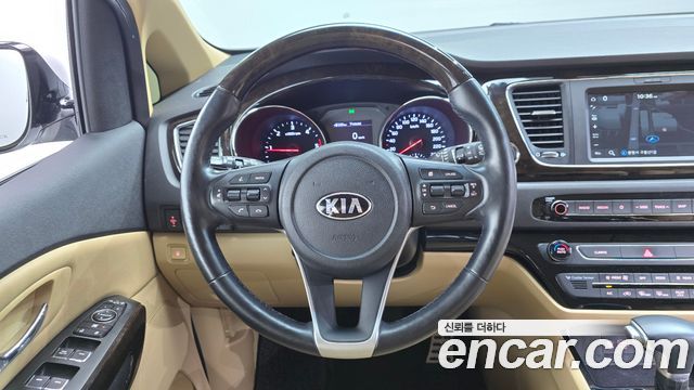 Kia Canival 2020 — photo 19