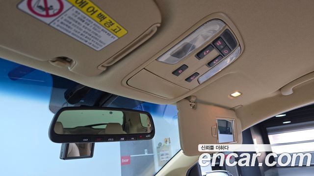 Kia Canival 2020 — photo 24