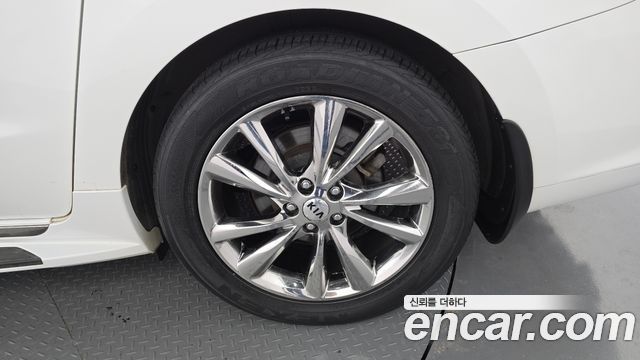Kia Canival 2020 — photo 7