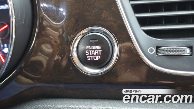 Kia Canival 2020 — photo 27
