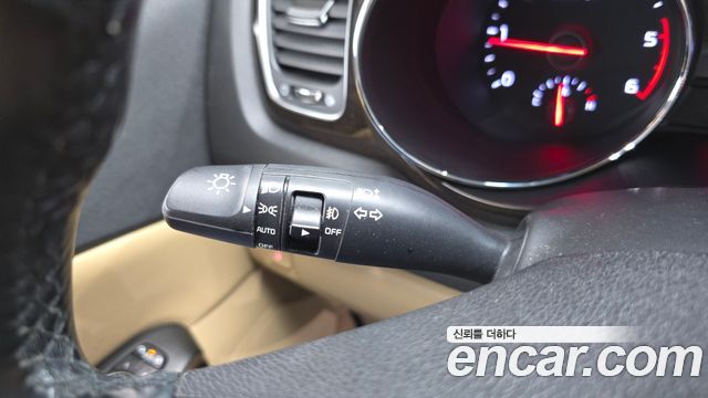 Kia Canival 2020 — photo 30