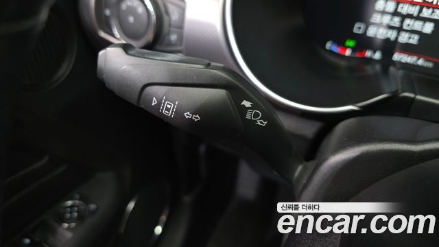Ford Mustang 2020 — photo 27