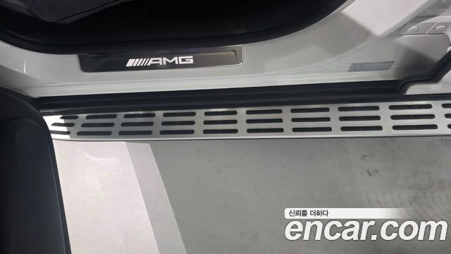 Mercedes-Benz EQE 2024 — photo 11