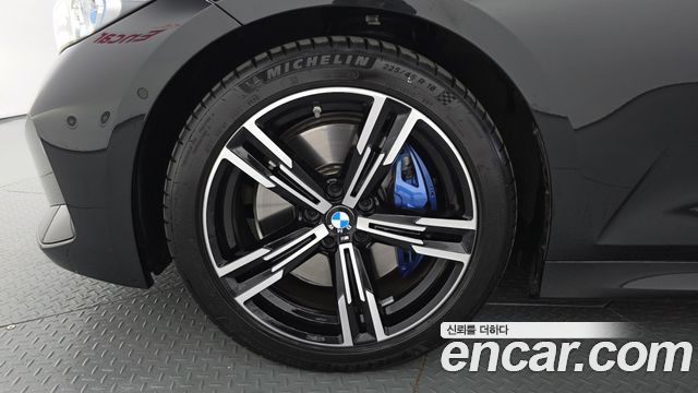 BMW 3-Series 2025 — photo 5