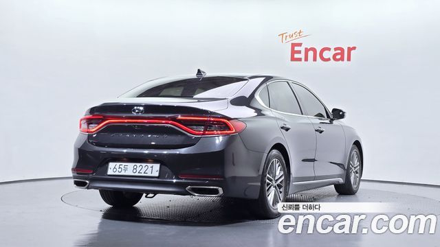 Hyundai Grandeur 2018 — photo 2