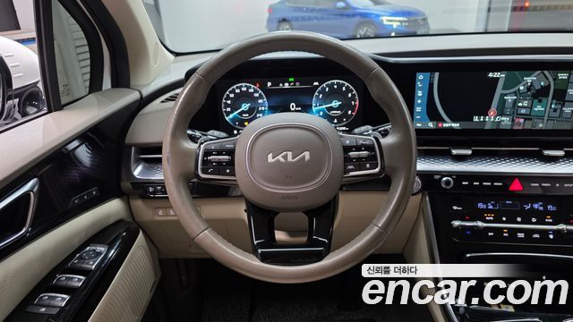 Kia Canival 2022 — photo 12