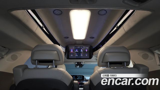 Kia Canival 2022 — photo 16