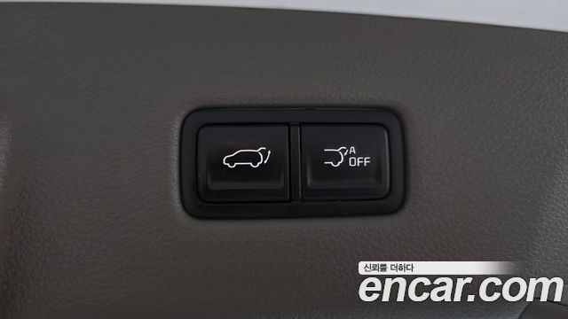 Kia Canival 2022 — photo 18