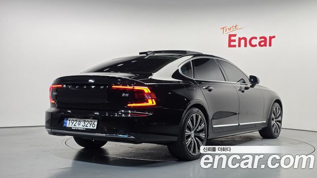 Volvo S90 2023 — photo 2