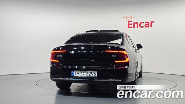 Volvo S90 2023 — photo 4