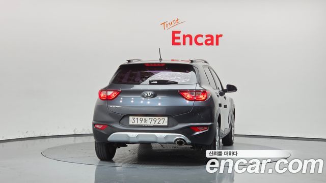 Kia Stonic 2018 — photo 4