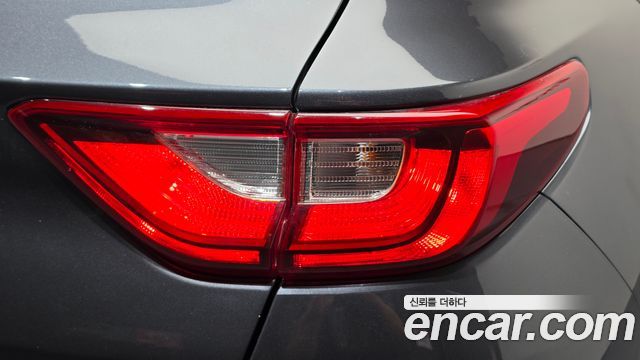 Kia Stonic 2018 — photo 9
