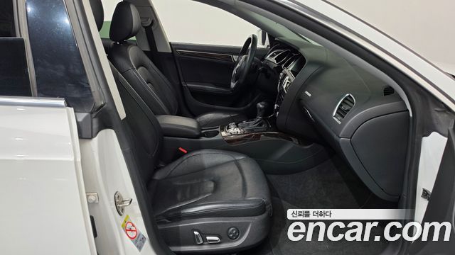 Audi A5 2013 — photo 11
