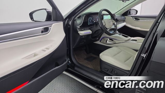 Hyundai Grandeur 2023 — photo 13