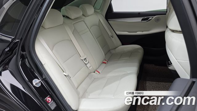 Hyundai Grandeur 2023 — photo 17