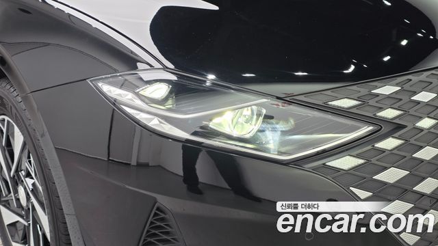 Hyundai Grandeur 2023 — photo 8