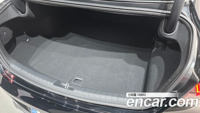 Hyundai Grandeur 2023 — photo 33