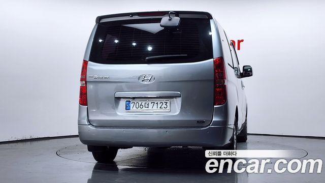 Hyundai Starex 2012 — photo 4