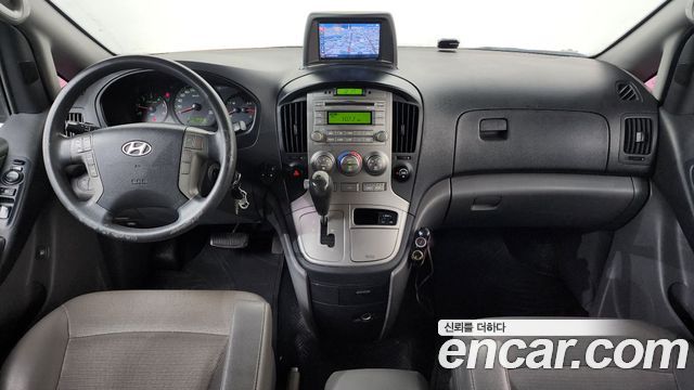 Hyundai Starex 2012 — photo 7