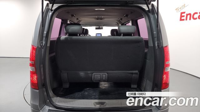 Hyundai Starex 2012 — photo 20