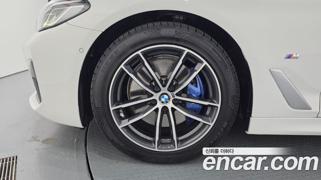 BMW 5-Series 2021 — photo 5
