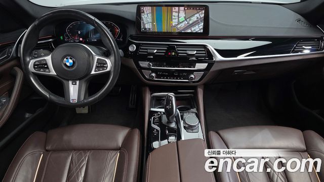 BMW 5-Series 2021 — photo 7