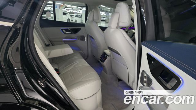 Mercedes-Benz EQE 2024 — photo 20