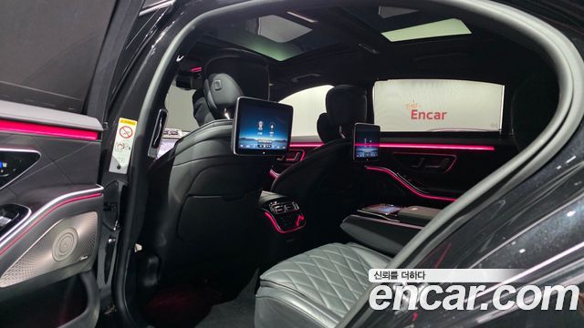 Mercedes-Benz S-Class 2021 — photo 12