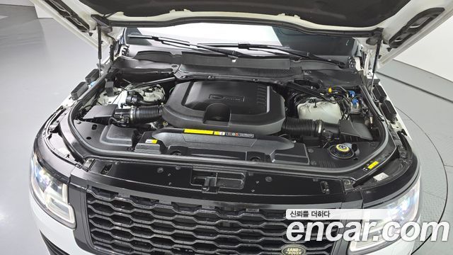 Land Rover Range Rover 2022 — photo 6