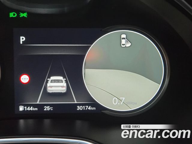 Genesis G80 2022 — photo 10