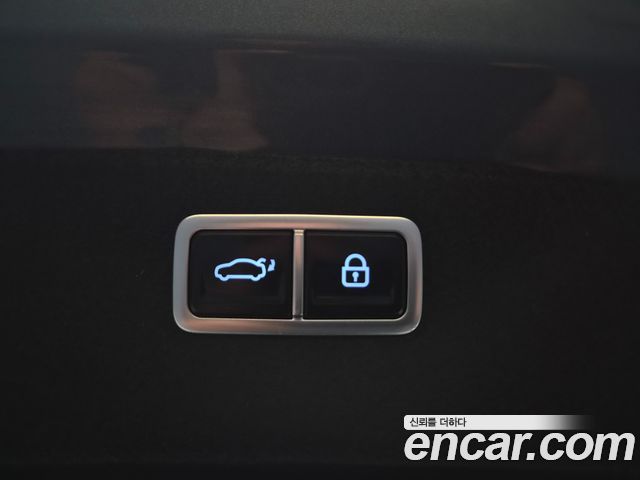 Genesis G80 2022 — photo 17