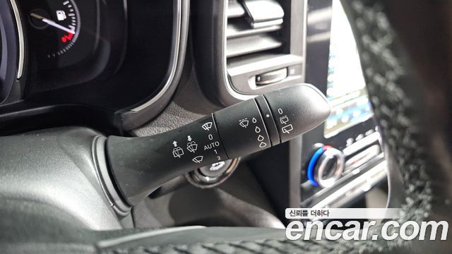 Renault Korea QM6 2021 — photo 25