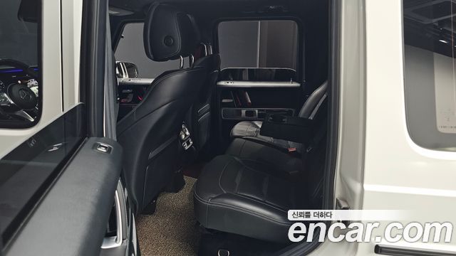 Mercedes-Benz G-Class 2020 — photo 18