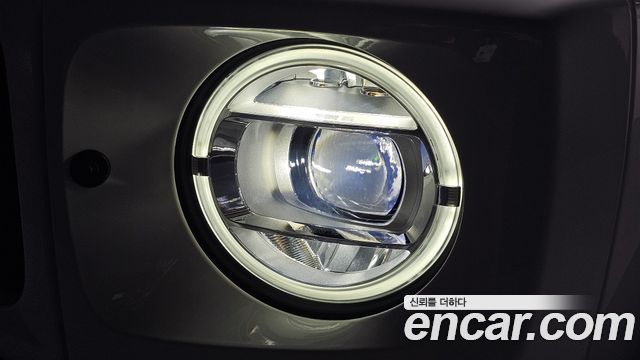 Mercedes-Benz G-Class 2020 — photo 8