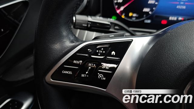 Mercedes-Benz C-Class 2023 — photo 23