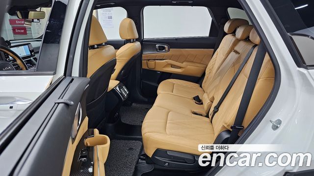 Kia Sorento 2023 — photo 12