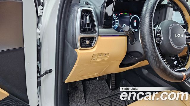 Kia Sorento 2023 — photo 16